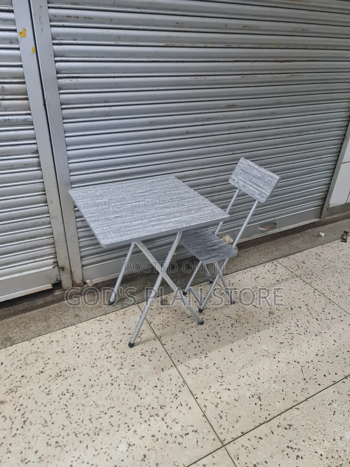 Gray Reading Foldable Table and Chair Graywish