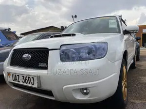 Subaru Forester 2010 White