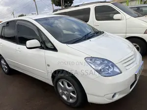 Toyota Corolla Spacio 2009 White