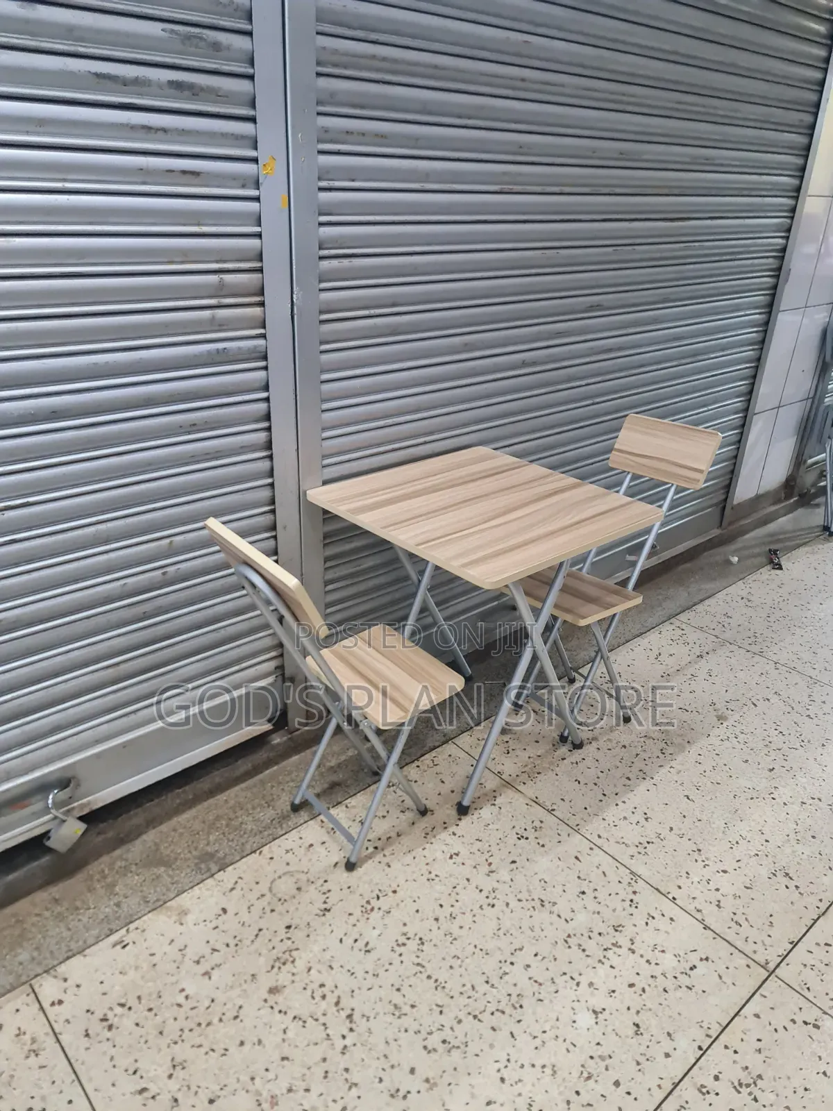Light Brown Foldable Reading Table Reading Table and Chairs