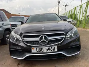 Mercedes-Benz E300 2010 Gray