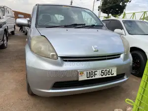 Toyota Passo 2009 Silver