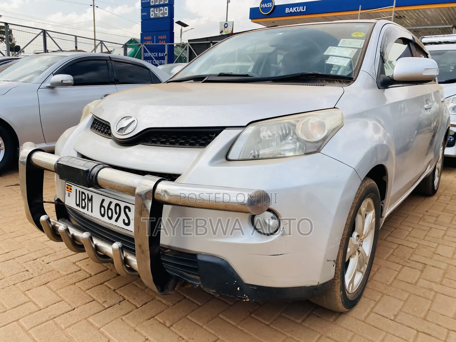 Toyota IST 2008 Silver