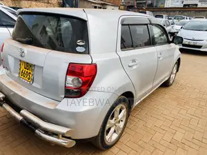 Toyota IST 2008 Silver