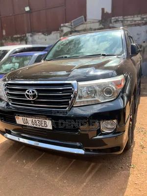 Toyota Land Cruiser 4.6 V8 ZX 2013 Black