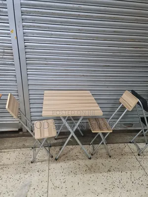 Metal Frame Foldable Wooden Table and Chairs
