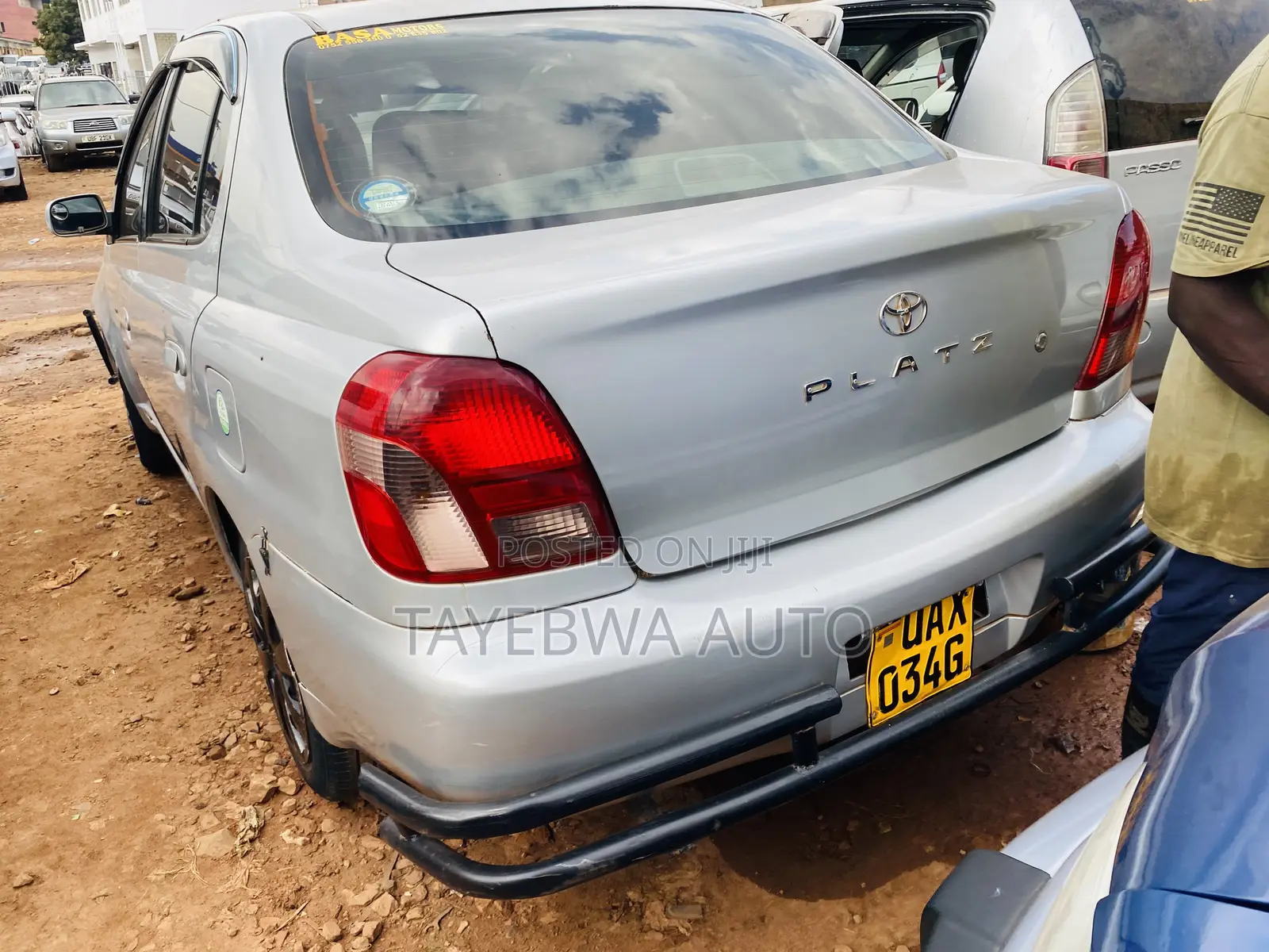Toyota Platz 2002 Silver