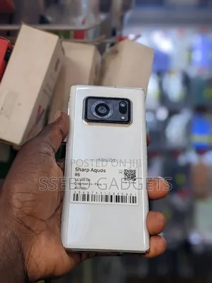 Sharp Aquos R6 128 GB White