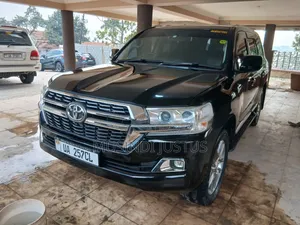 Toyota Land Cruiser Prado 2013 Black