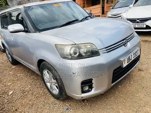 Toyota Corolla Rumion 2009