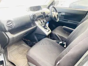 Toyota Corolla Rumion 2009