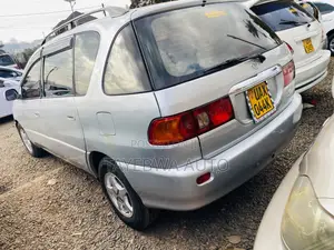 Toyota Ipsum 1999