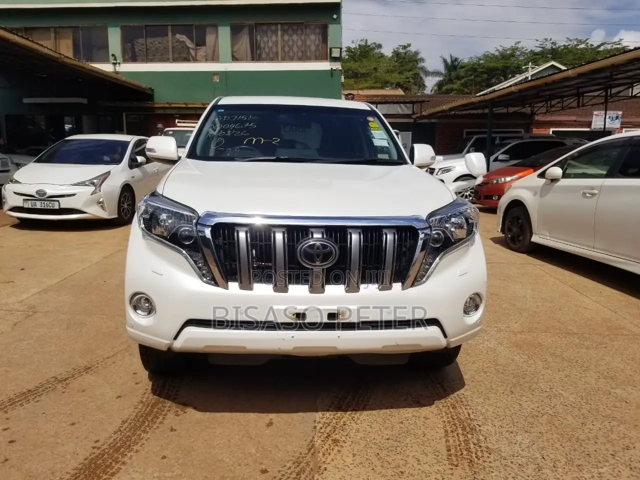 Toyota Land Cruiser Prado 2017 White