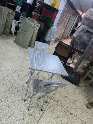 Wooden Foldable Picnic Dining Table and Chairs