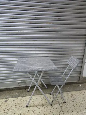 X-Shaped Reading Foldable Table and Chair