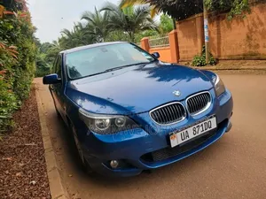 BMW 320i 2006 Blue