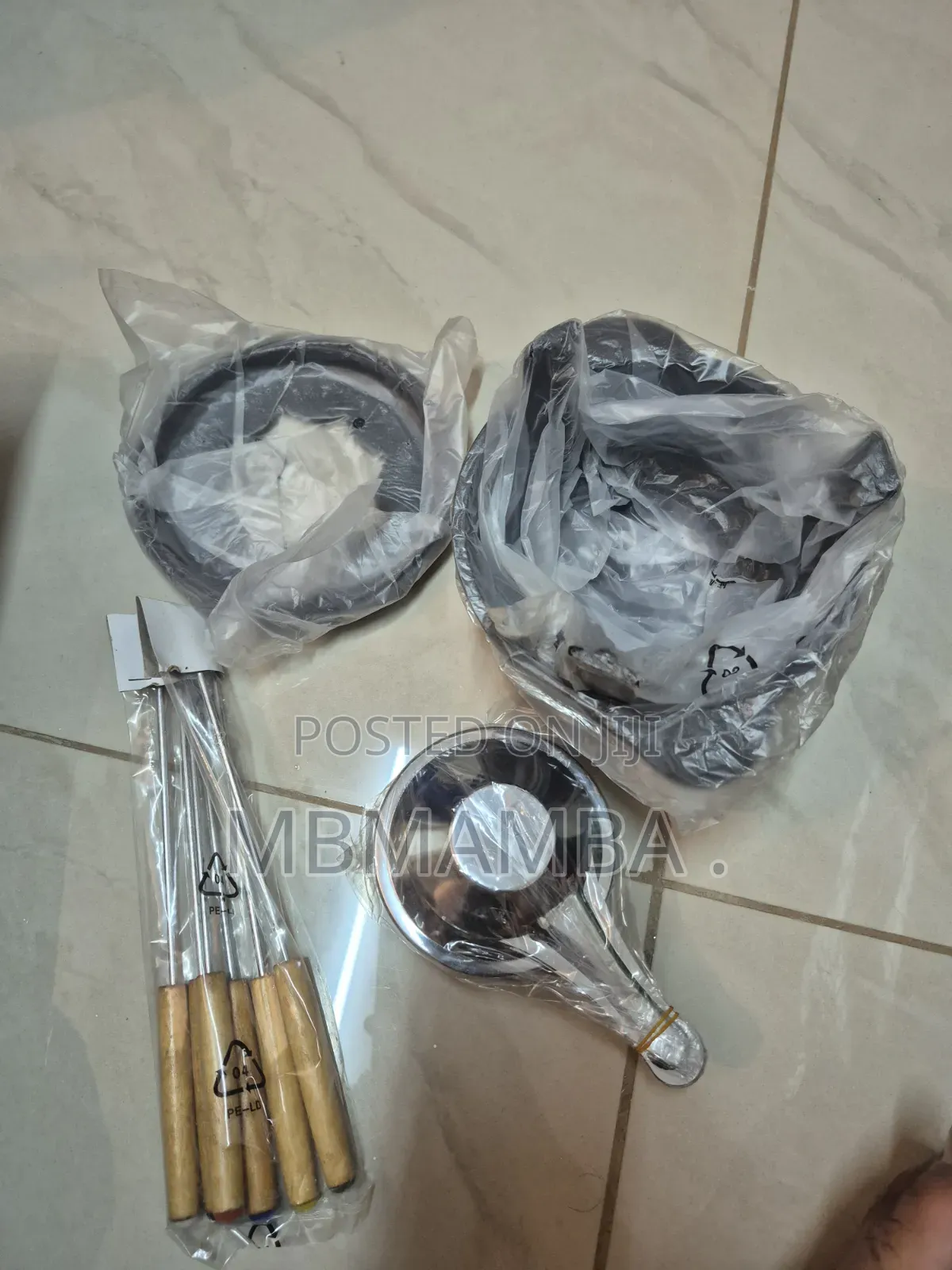 Brand New Fondue Set
