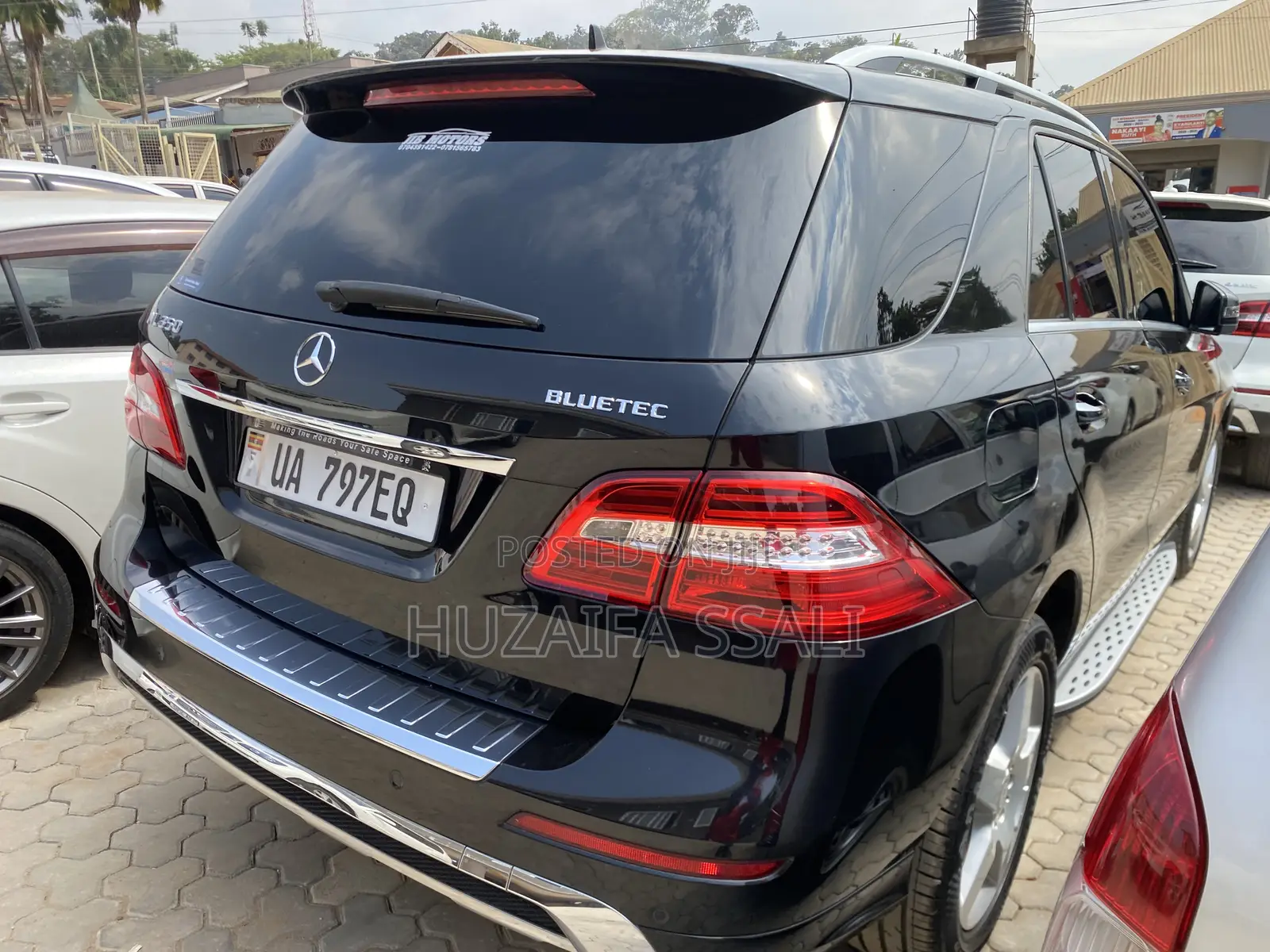 Mercedes-Benz E300 2023 Black