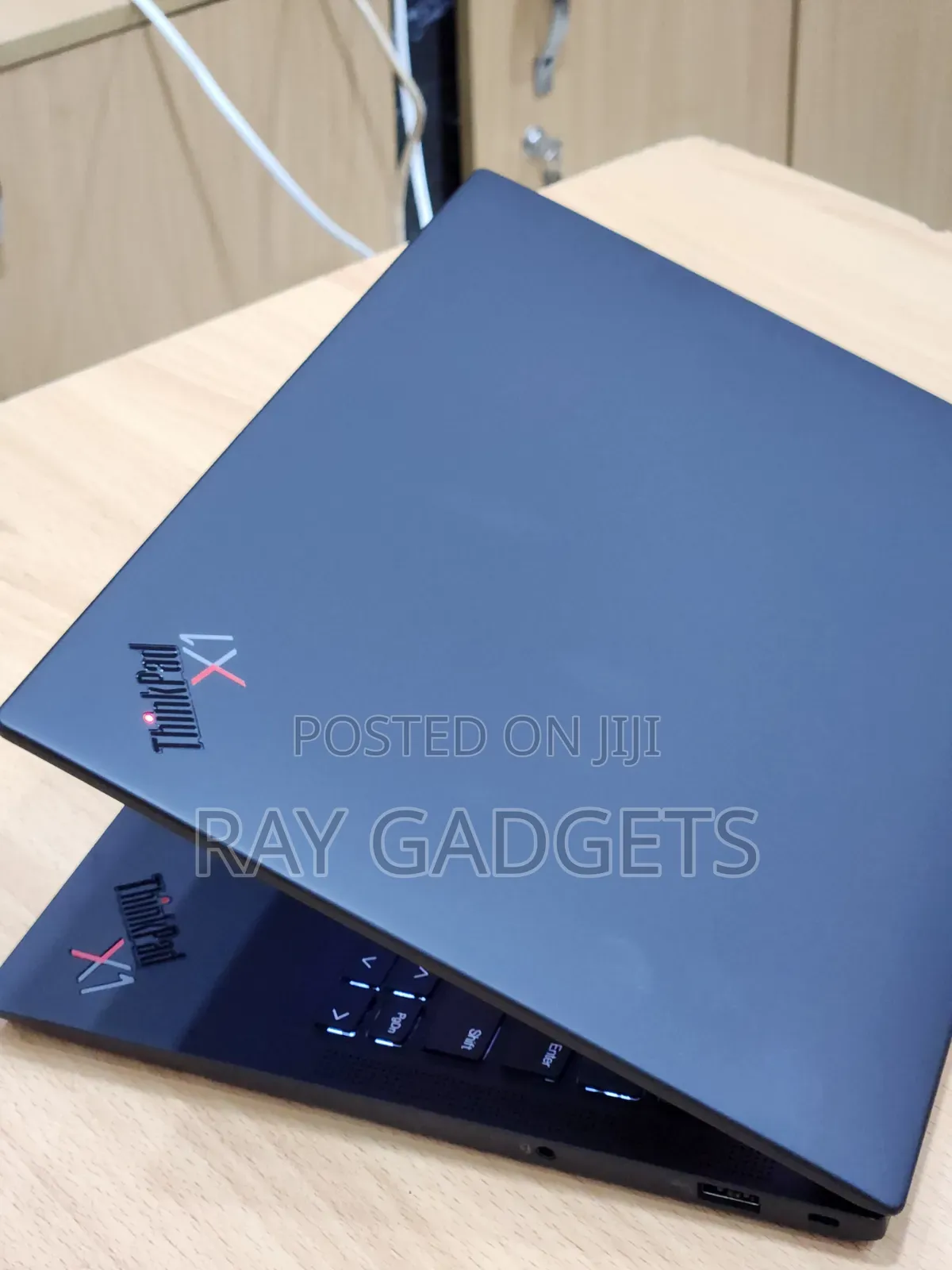 New Laptop Lenovo ThinkPad X1 Carbon 16GB Intel Core i7 SSD 512GB