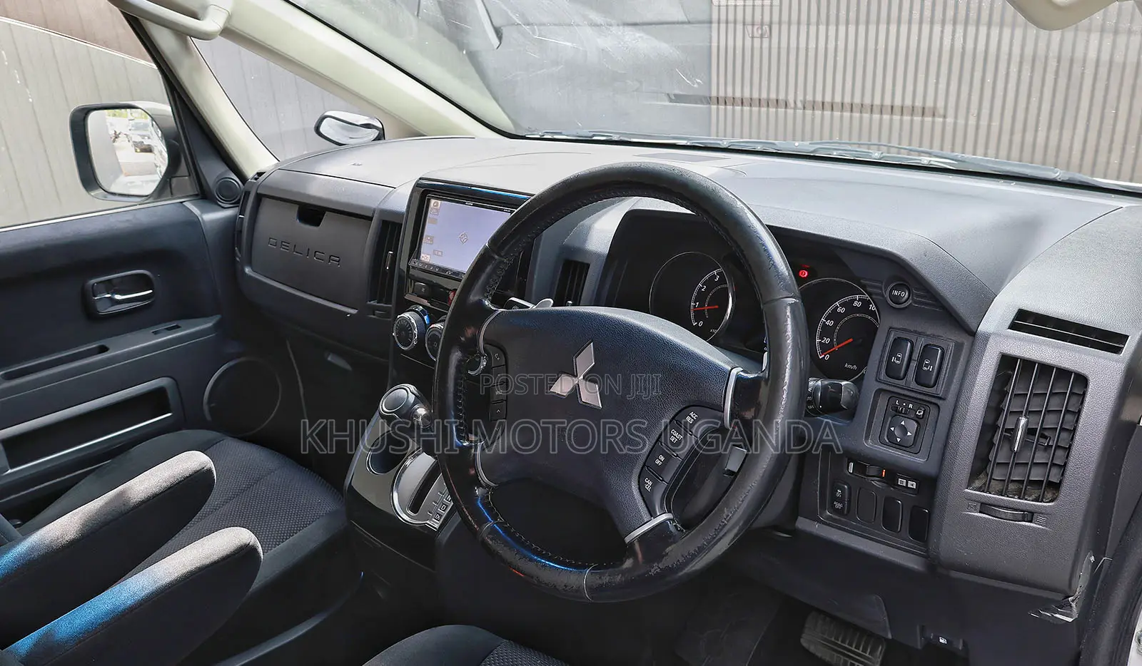 Mitsubishi Delica D:5 2013 White