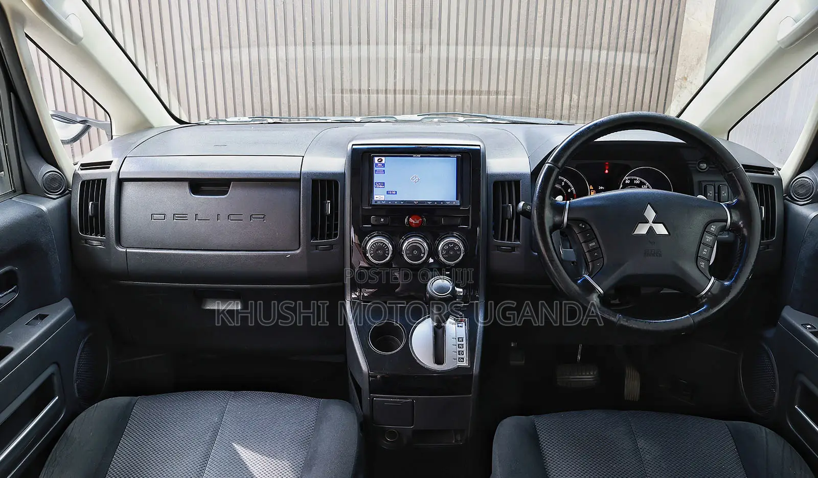 Mitsubishi Delica D:5 2013 White