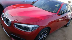 BMW 118i 2015 Red