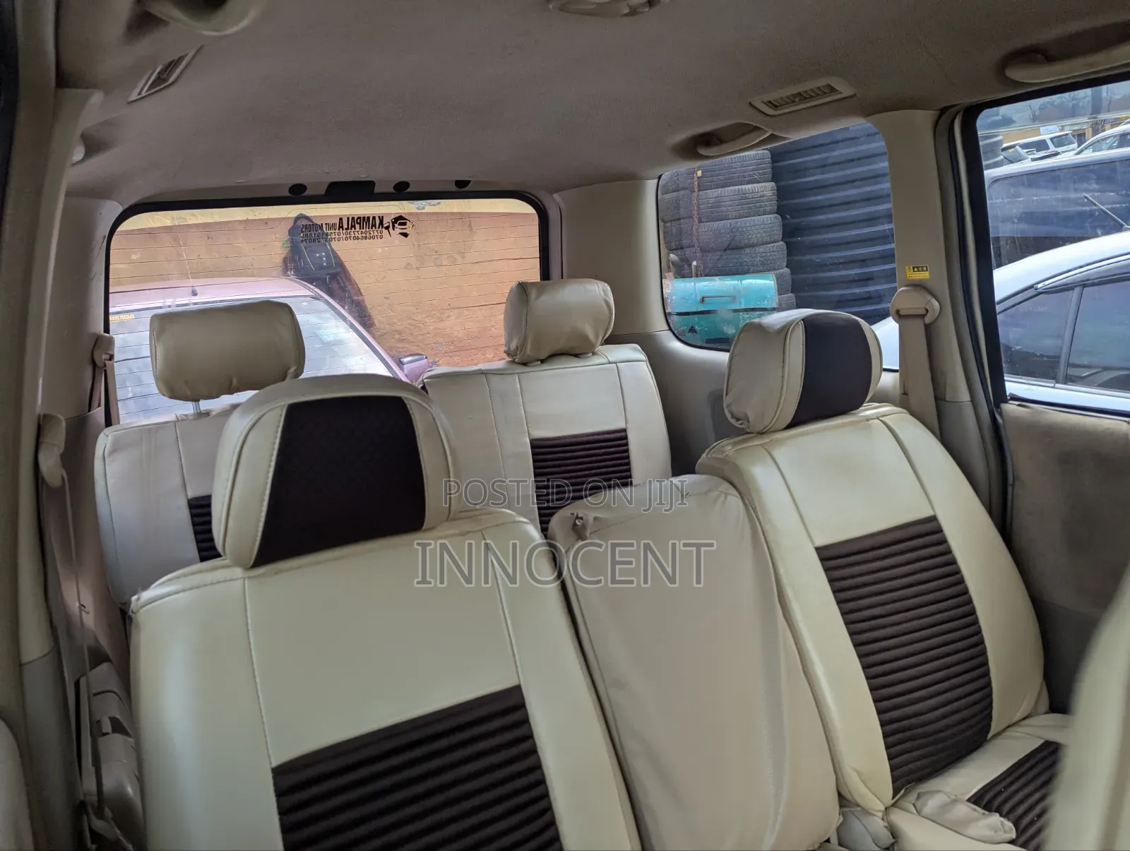 Toyota Noah 2005 Gold