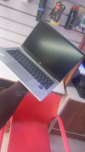Laptop HP ProBook 430 G8 16GB Intel Core i5 SSD 256GB
