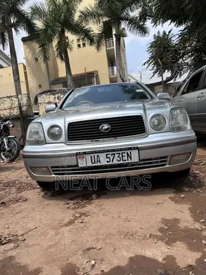 Toyota Progress 2004 Silver