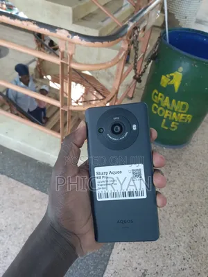 Sharp Aquos R8s pro 256 GB Black