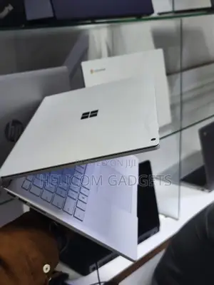 Laptop Microsoft Surface Book 8GB Intel Core i7 SSD 256GB