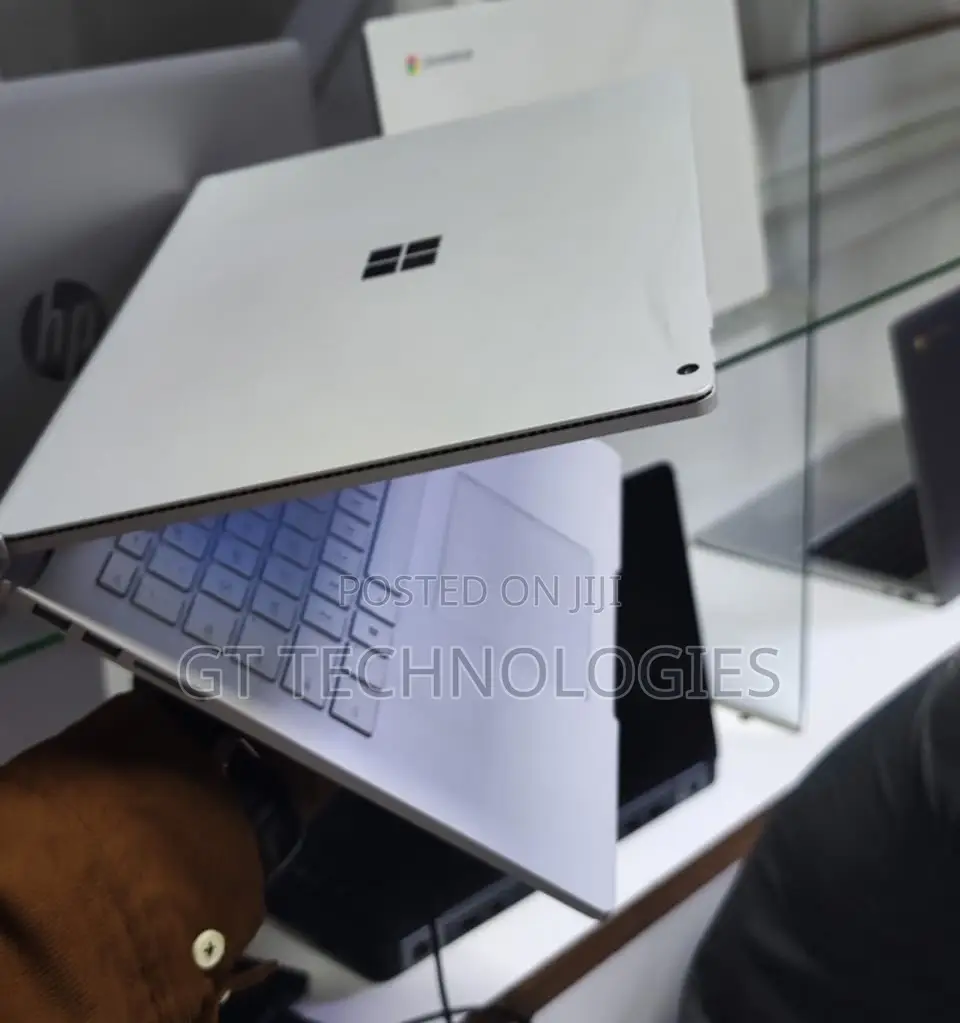 Laptop Microsoft Surface Book 8GB Intel Core i7 SSD 256GB