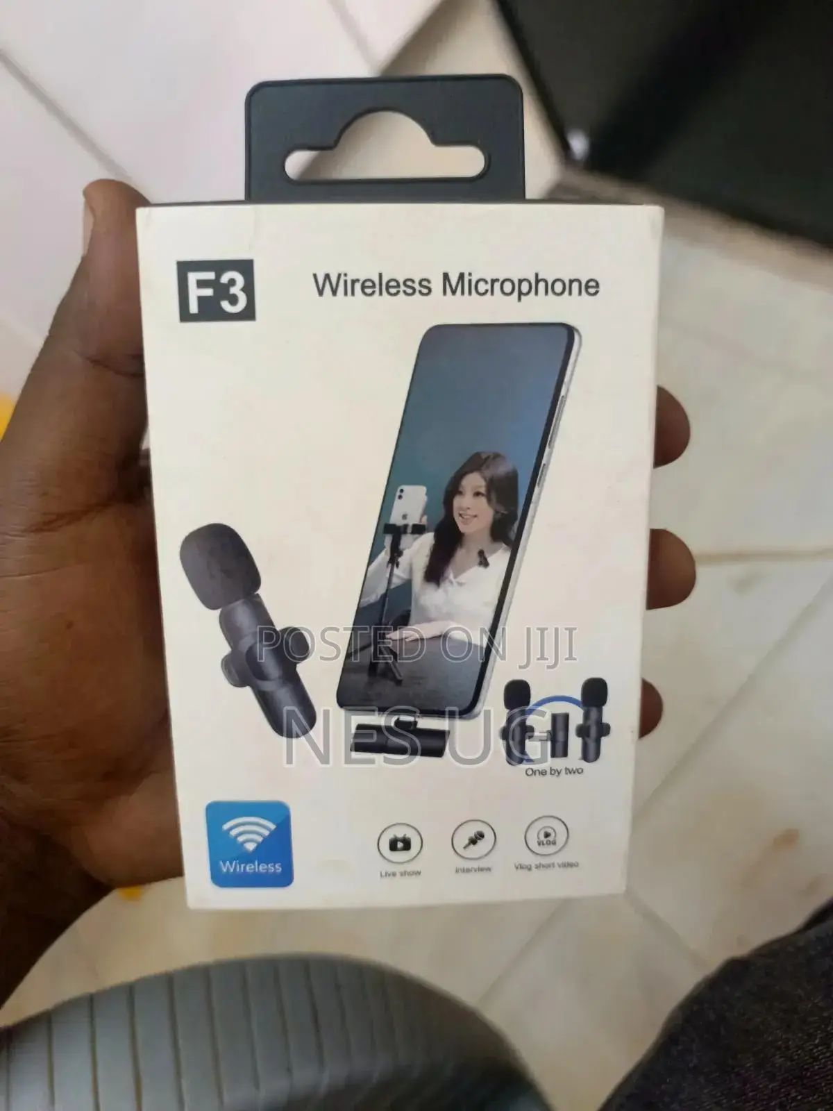 F3 Type C Wireless Microphone For Live Shows, Interviews,Vlog Videos
