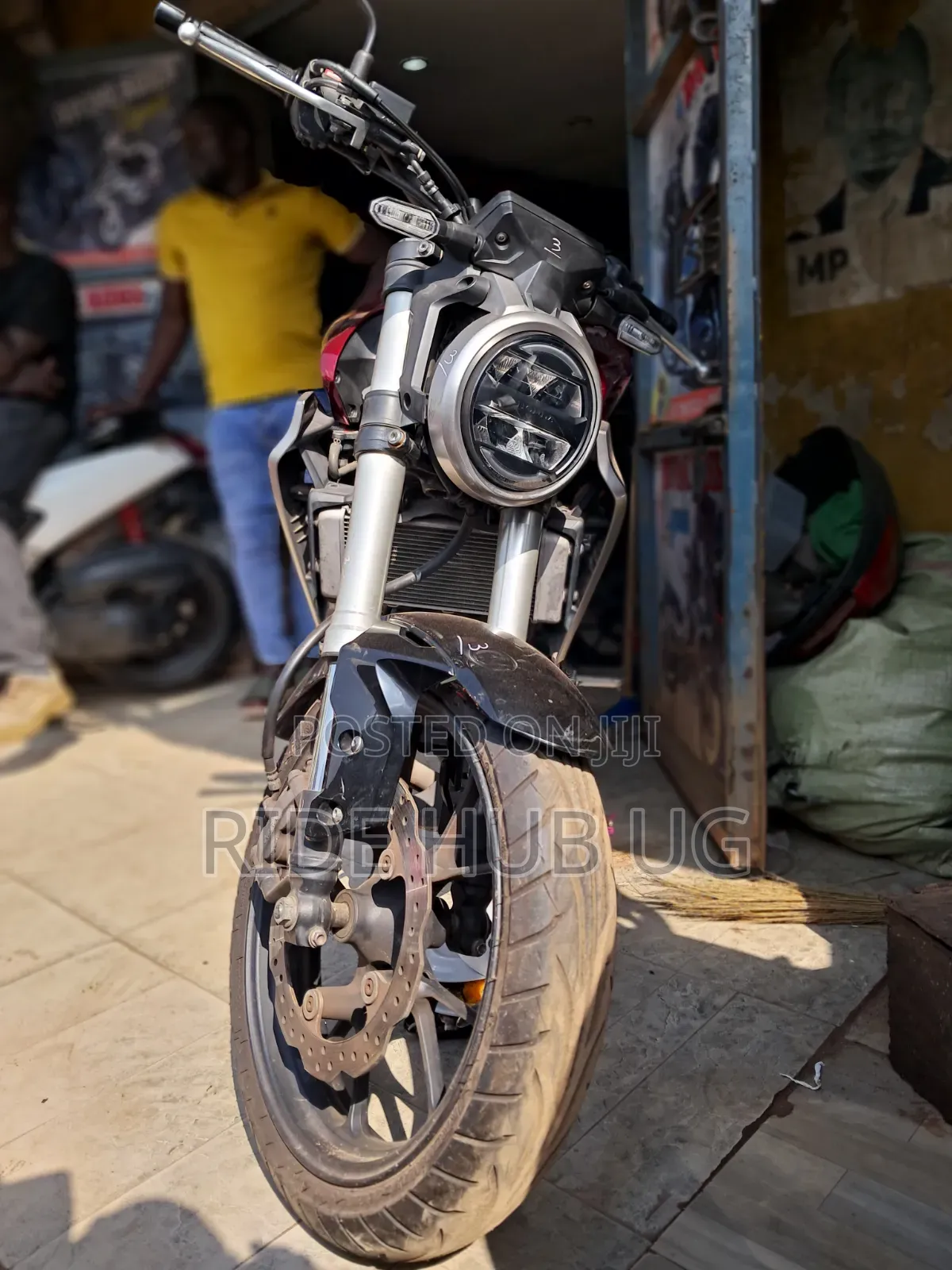 Honda CB 2020 Red