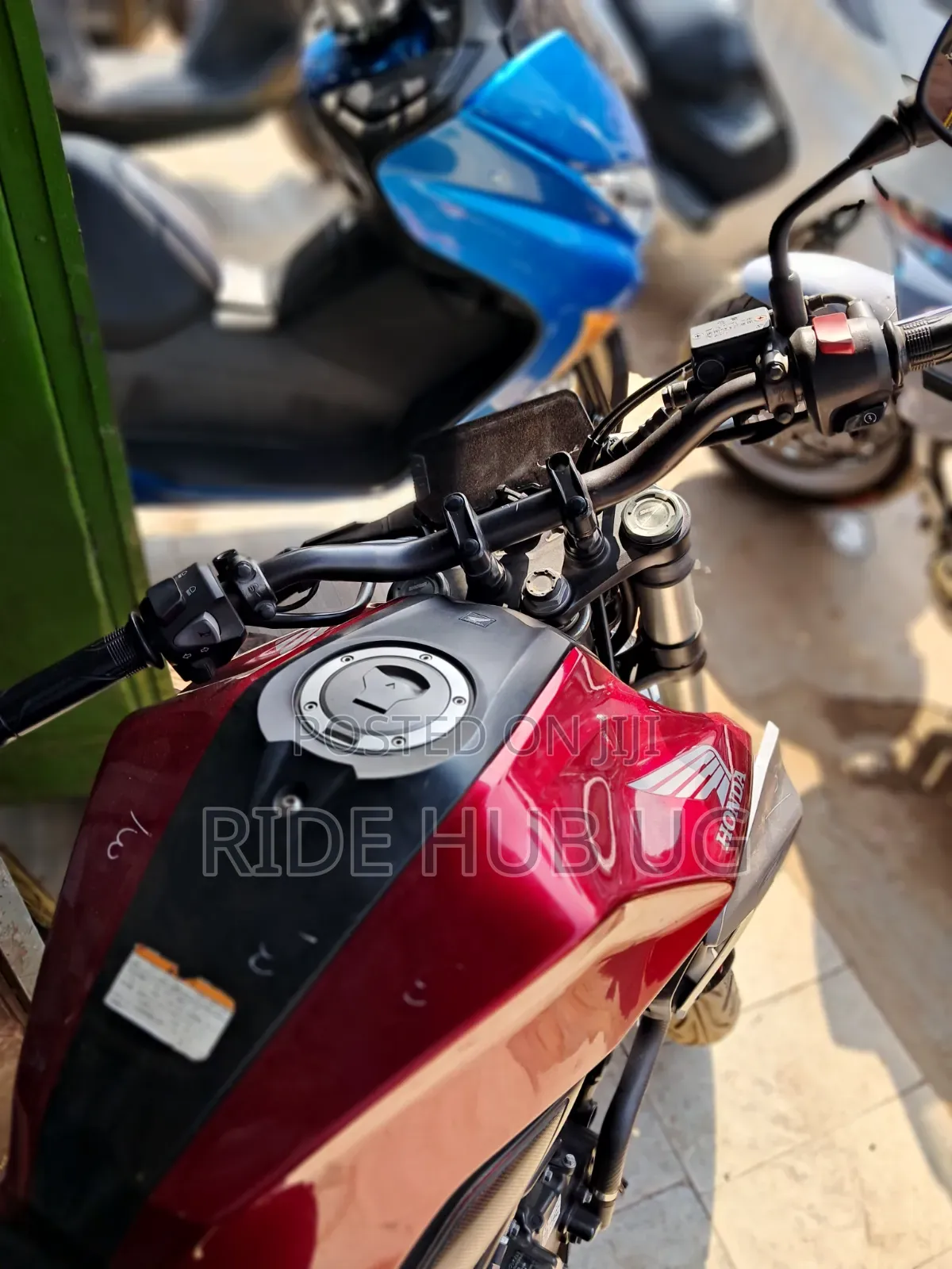 Honda CB 2020 Red