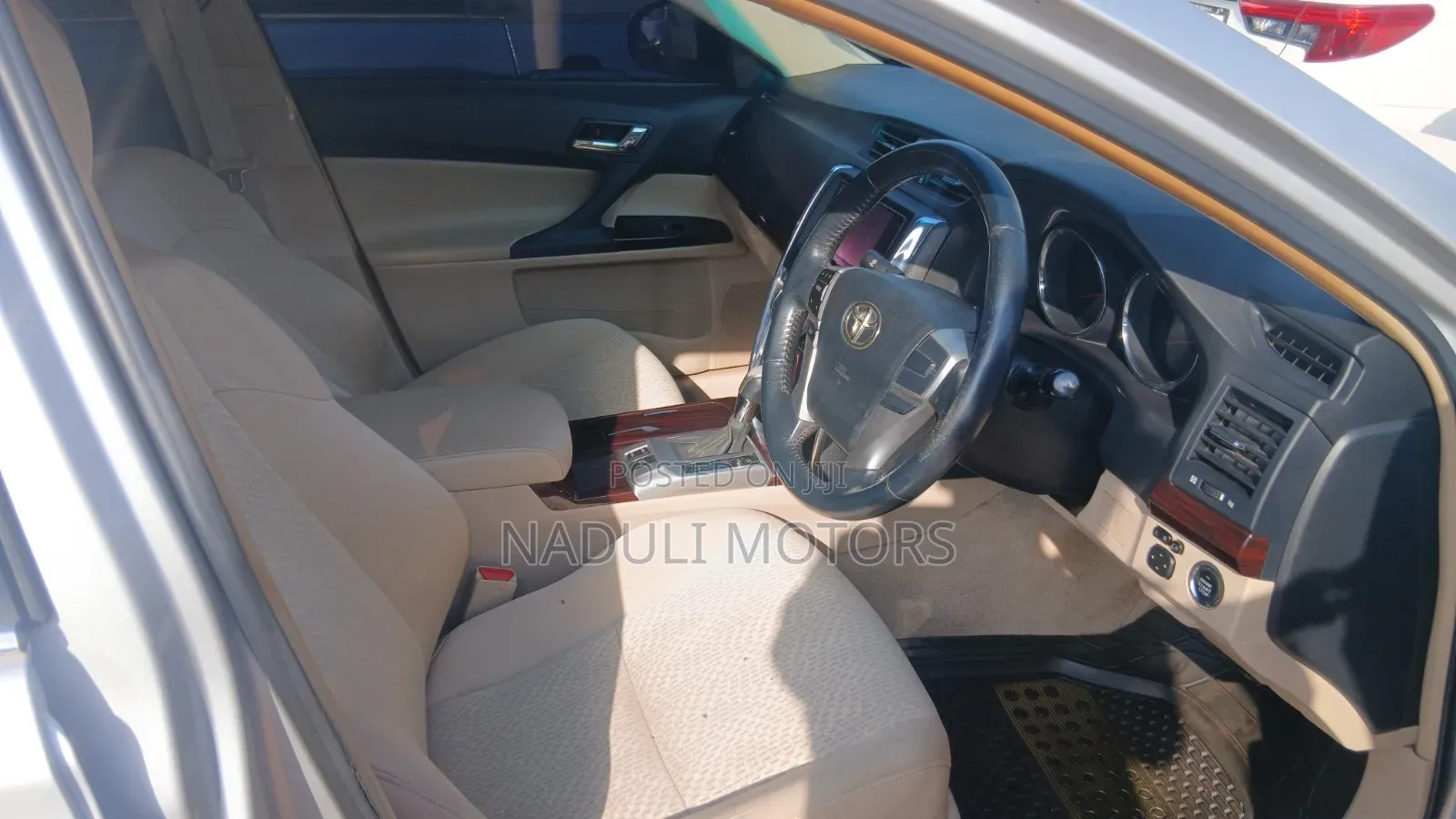 Toyota Mark X 2011 Silver