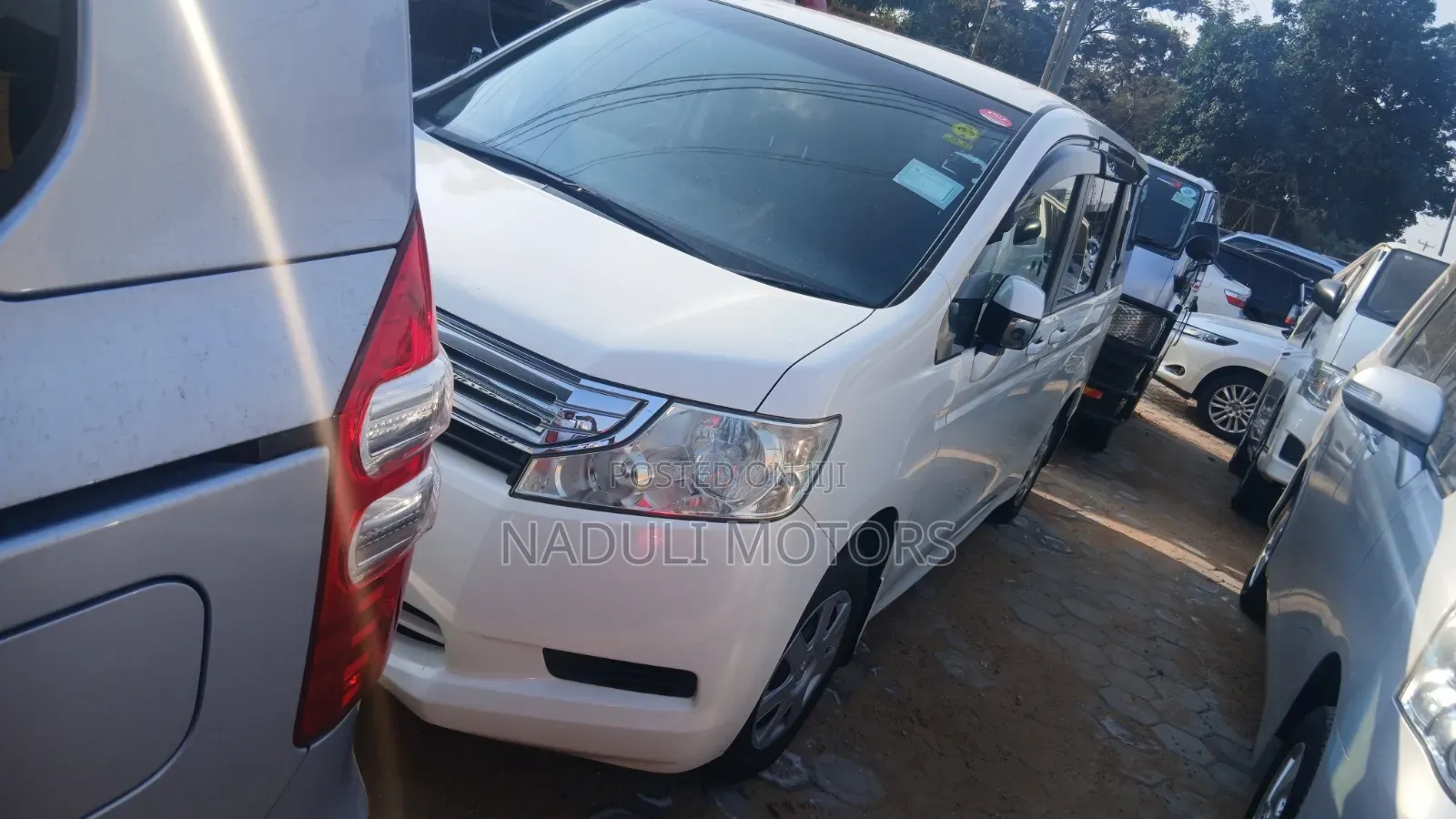 Honda Stepwgn 2015 White