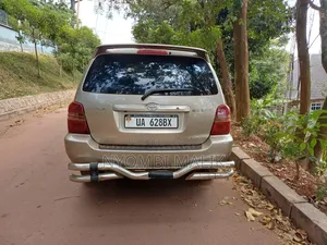 Toyota Kluger 2008 Gold