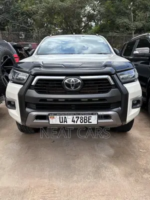 Toyota Hilux 2016 Pearl