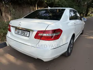 Mercedes-Benz E300 2010 White