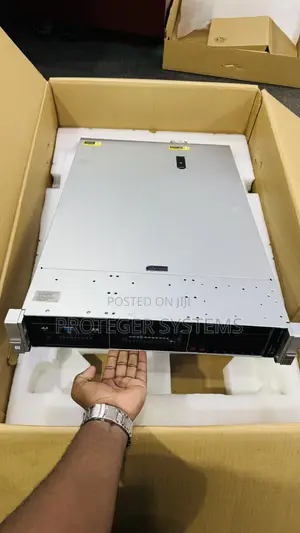 Server HP ProLiant DL380 Gen9 32GB Intel Xeon HDD+SSD 640GB
