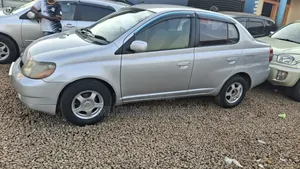 Toyota Platz 2001 Silver