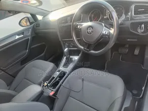 Volkswagen Golf 2017 White