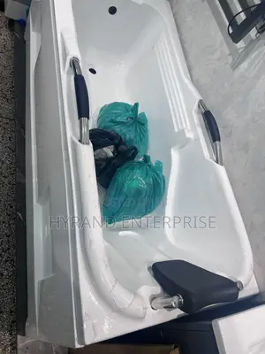 Comfortable Bath Tubs