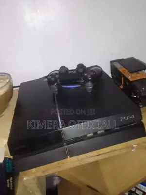 Ps4 Gaming Bundle Chipped With Controllers and Installed Games