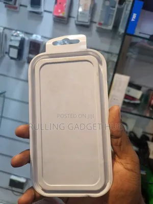 iPhone 16 Pro Cover