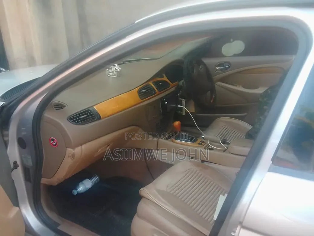 Jaguar X-Type 2004 Silver