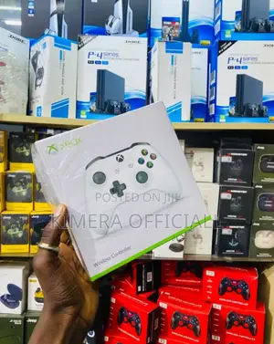 Xbox One S Brand New Controller in a Box
