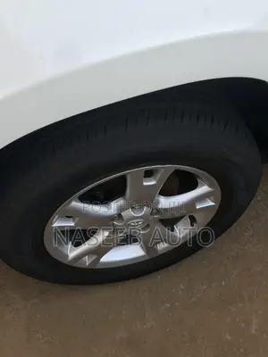 Toyota RAV4 2011 White