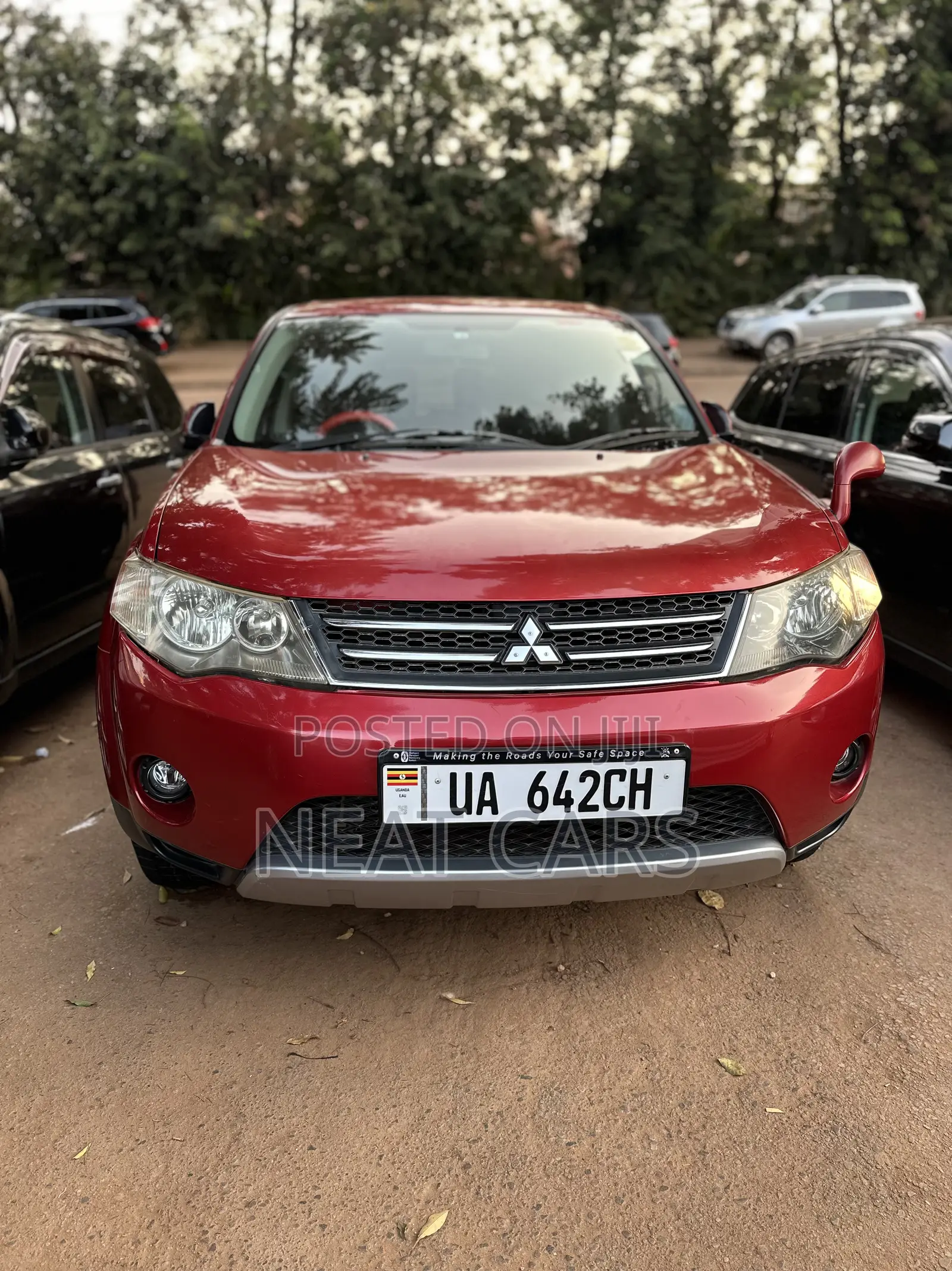 Mitsubishi Outlander 2012 Red
